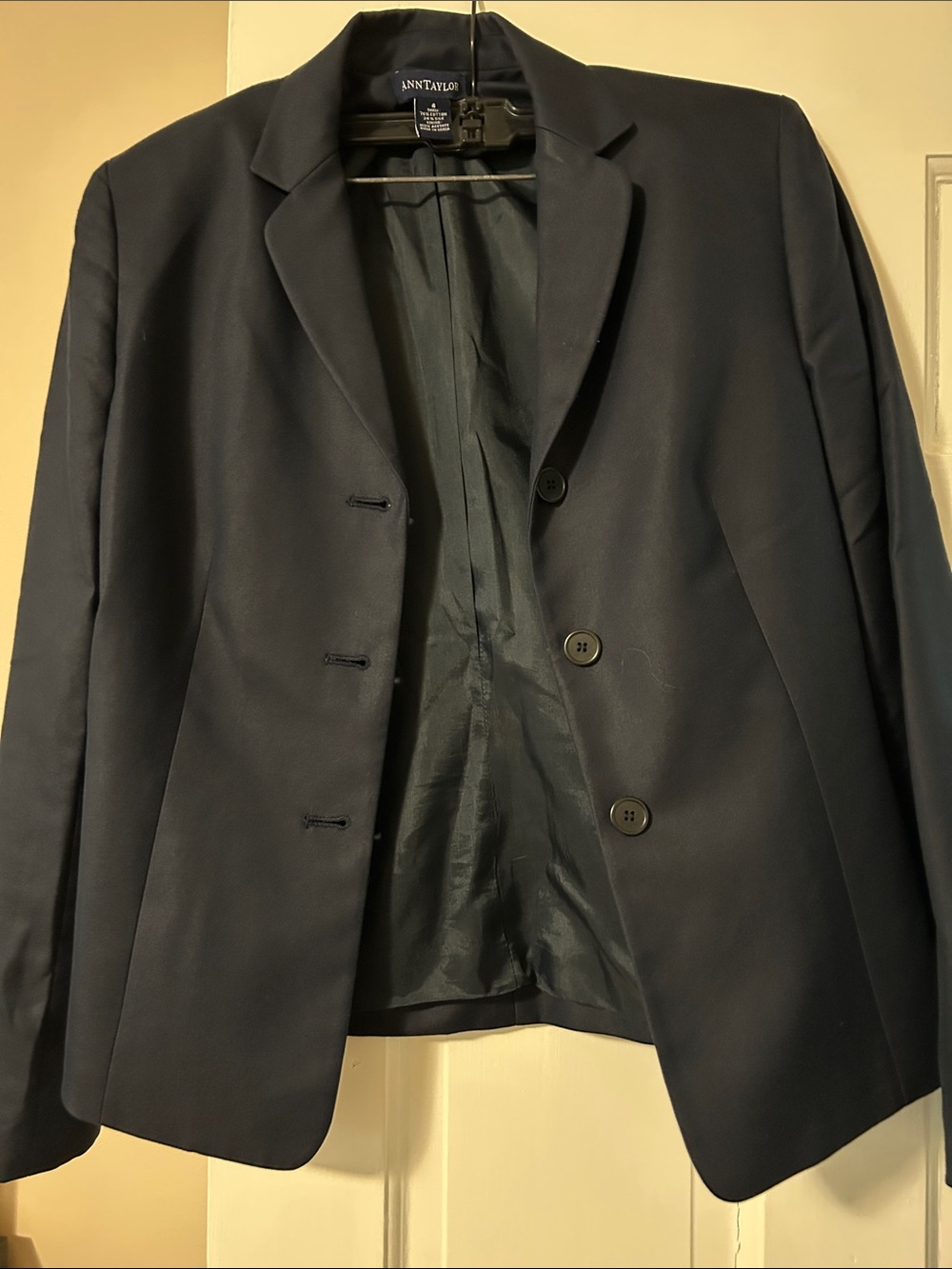 Ann Taylor Ladies Navy Blazer - Classic Single-Breasted Suit Jacket